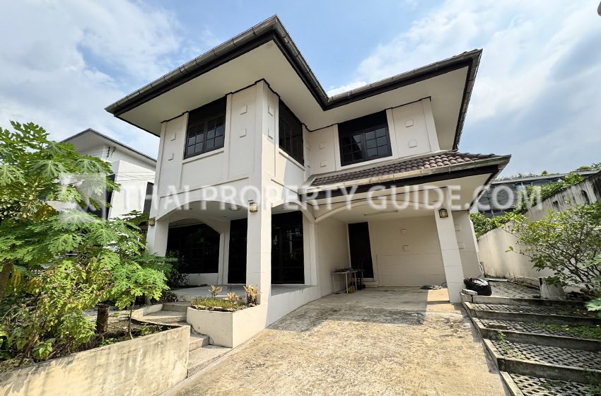 House for rent in Sukhumvit